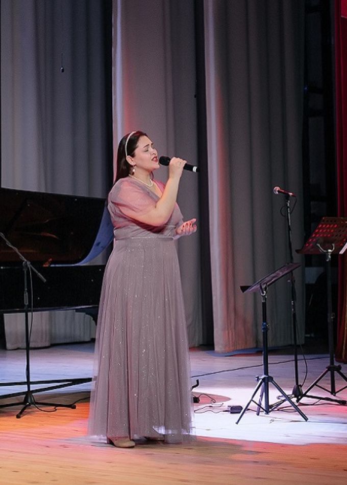 Ветер февральский шептал твоё имя